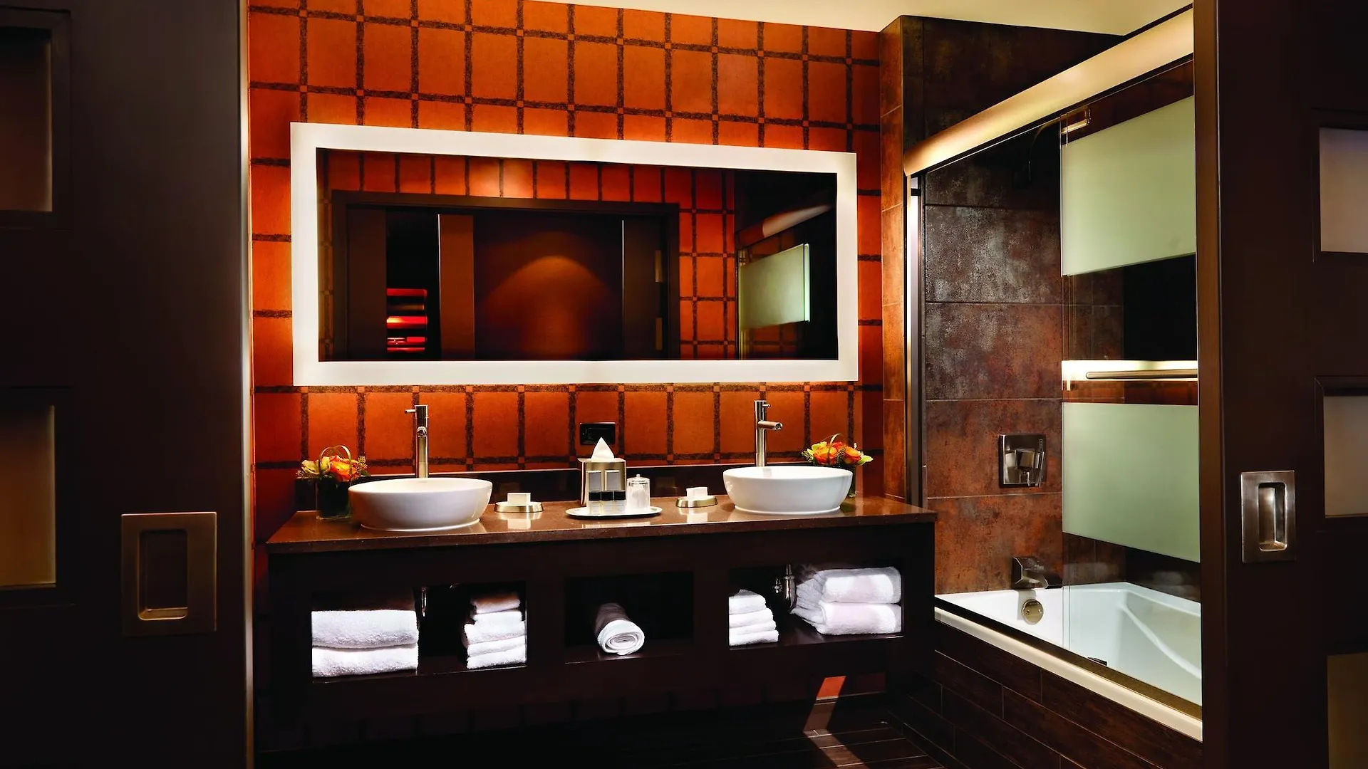 Golden Nugget Hotel & Casino Las Vegas Resort