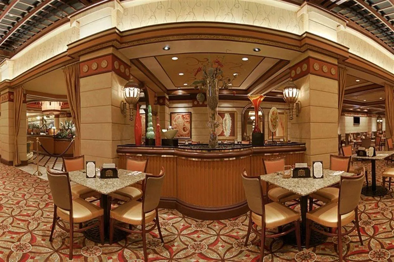 Golden Nugget Hotel & Casino Las Vegas 4*,